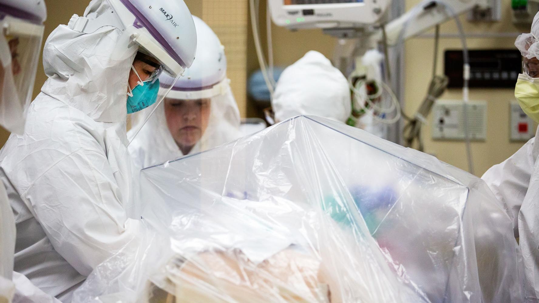 ճܳó ha trasladado pacientes con COVID-19 a Phoenix y fuera del estado